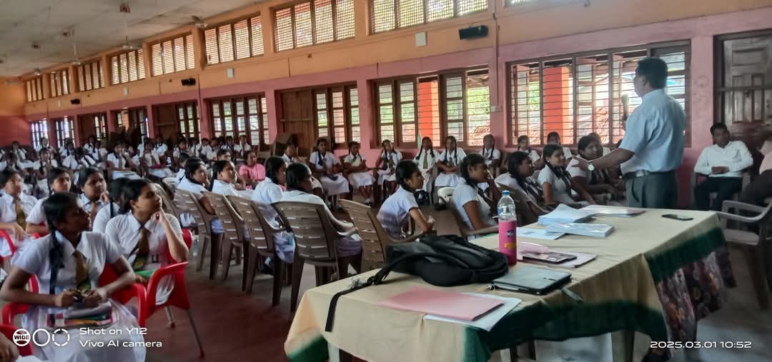  School Seminars